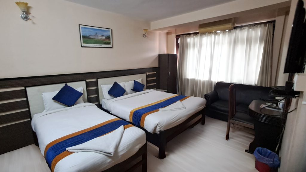 Double-Bed-with-extra-bed