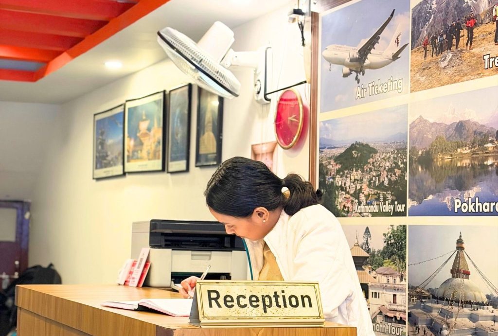 Entrance-of-the-guest